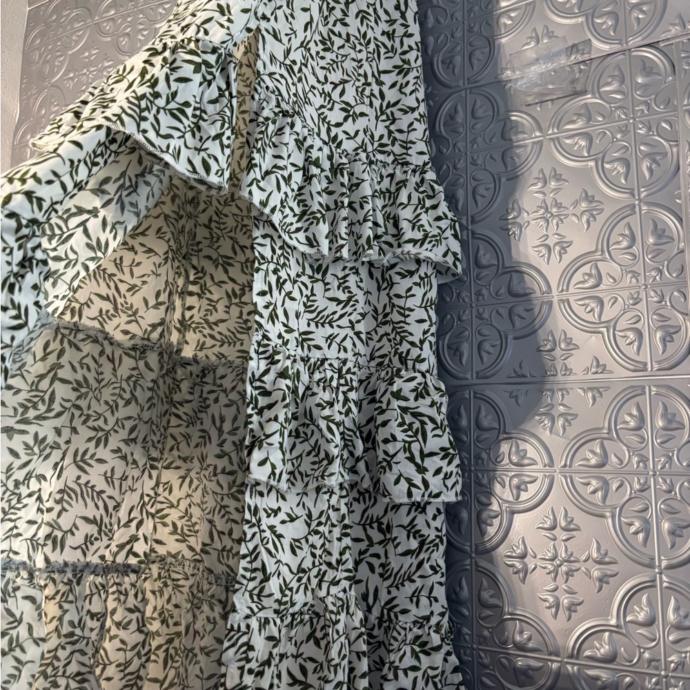 NWT Yidarton Ruffle White Off The Shoulder Strapless Floral Maxi Dress Vacation - Picture 6 of 9